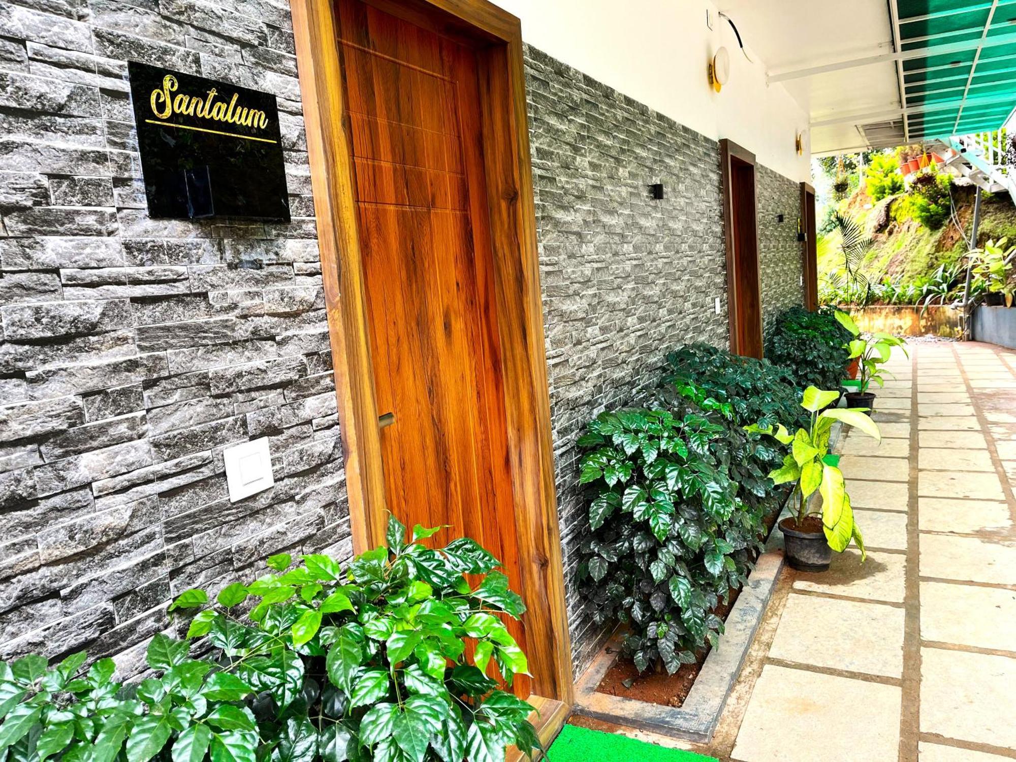 Aura Springs Resort Anachal Buitenkant foto